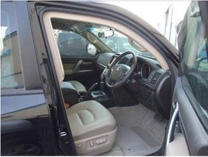 Armored Toyota Land Cruiser Inside for explosion resistant and ballistic protected VIP armored vehicles